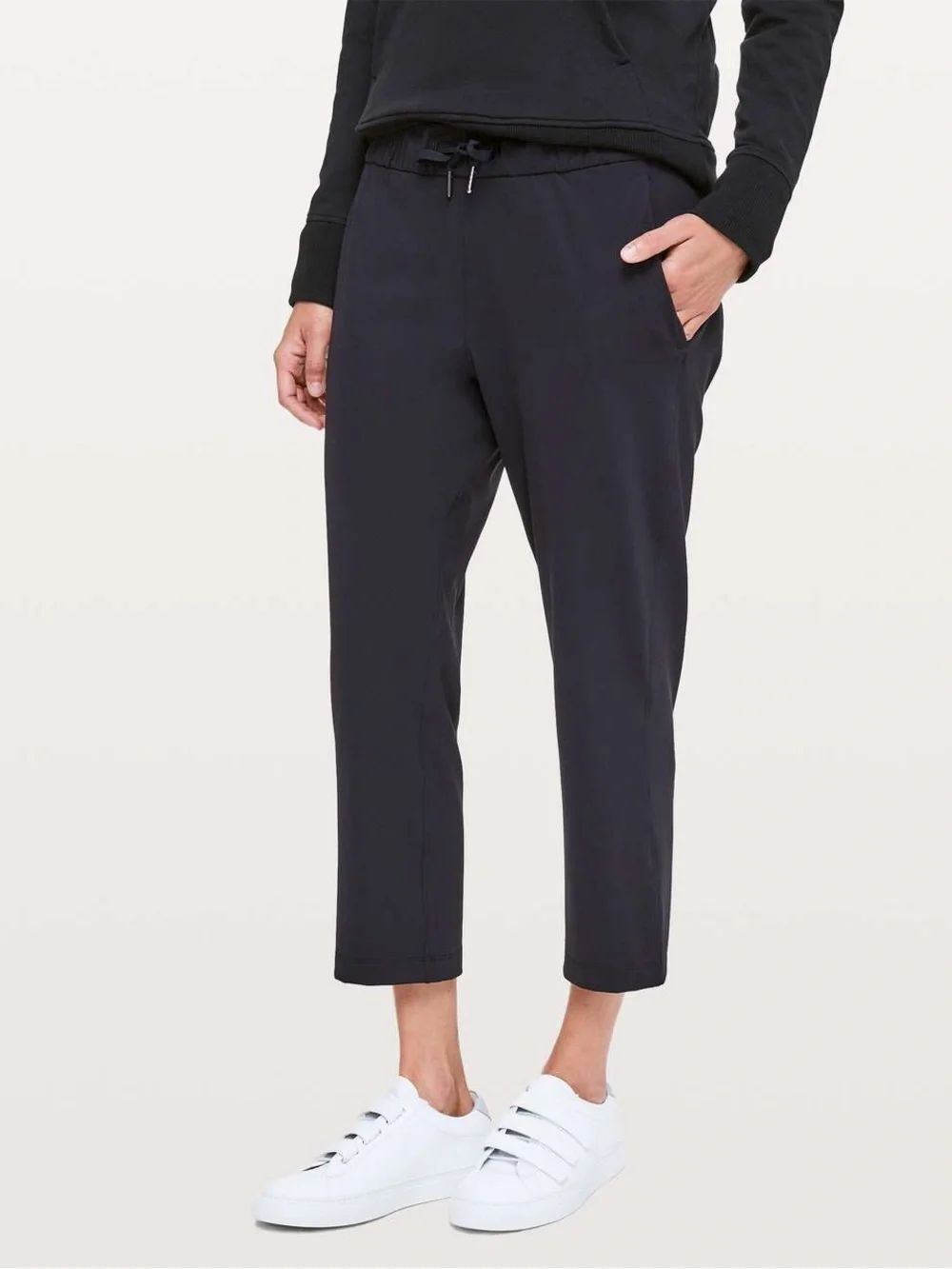 Lululemon On The Fly Crop Pant *Woven Black